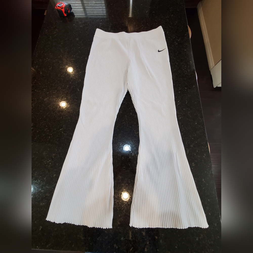 Nike Women’s White Ribbed Flare Pants